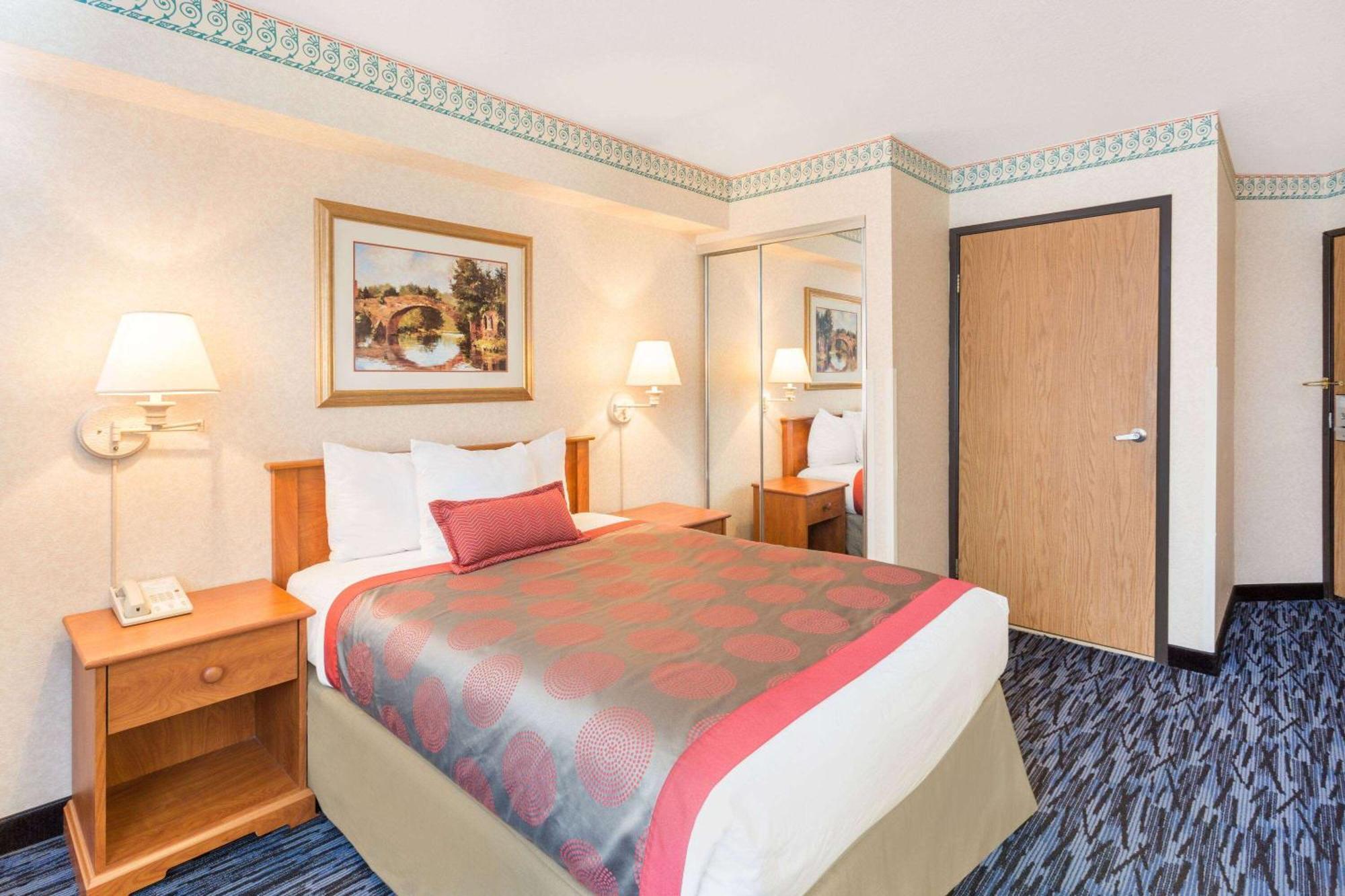 รามาดา บาย วินด์แฮม เคนต์ ซีแอตเทิล แอเรีย Hotel เคนท์ ภายนอก รูปภาพ